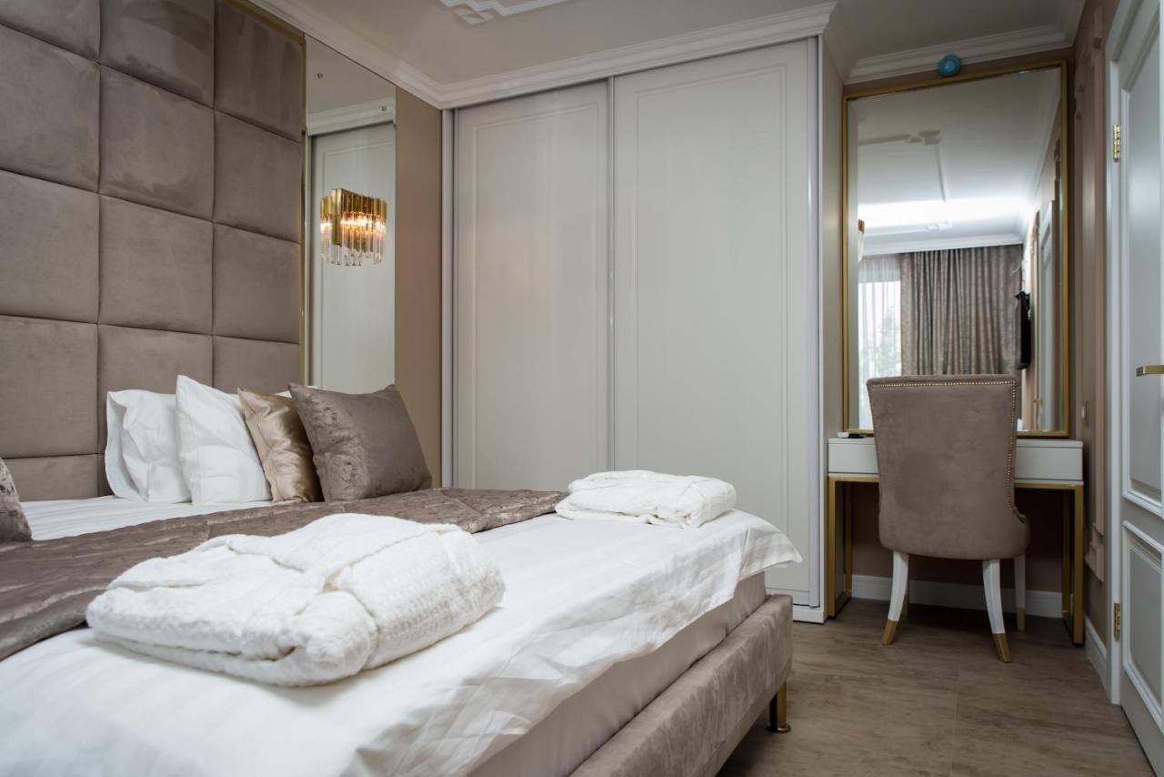 Rakhat Hotel 乌拉尔斯克 外观 照片
